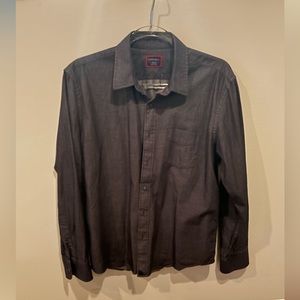 Dark charcoal chambray untuckit button down